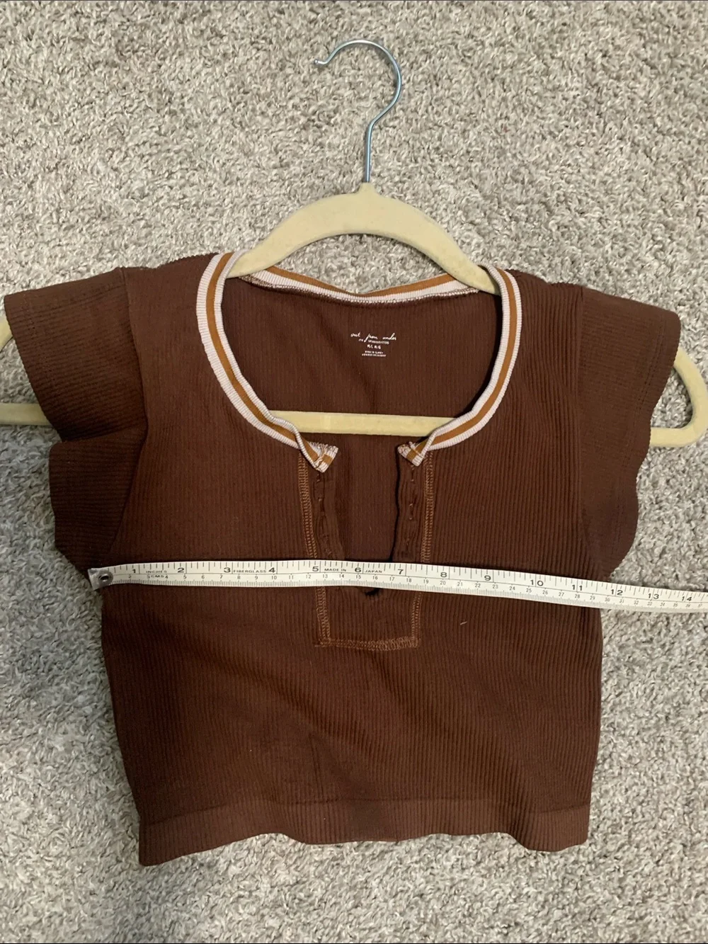 Urban Outfitters Go For Gold Brown Short Sleeve Ribbed Crop Top - Picture 7 of 8